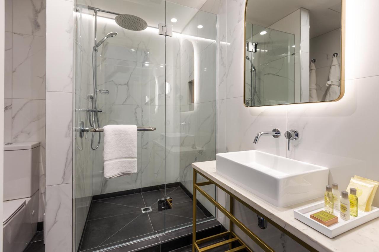 The Muse Christchurch Art Hotel Екстериор снимка