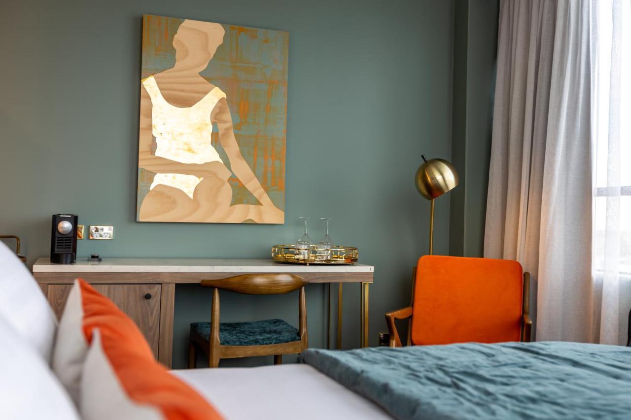 The Muse Christchurch Art Hotel Екстериор снимка