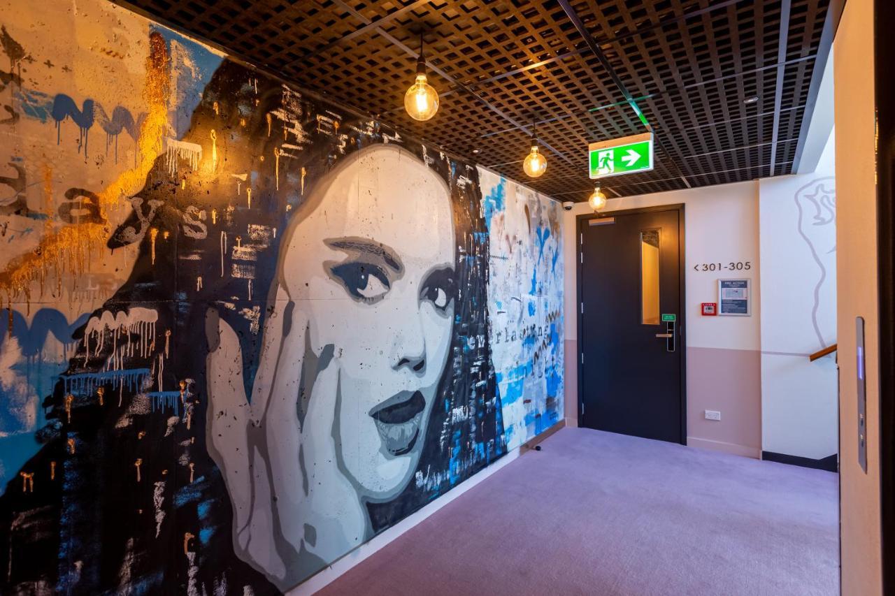 The Muse Christchurch Art Hotel Екстериор снимка